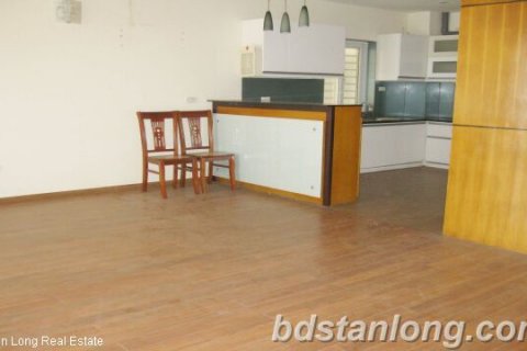 3 bedrooms Apartment in Dong Da, Ha Noi, No. 8220 4