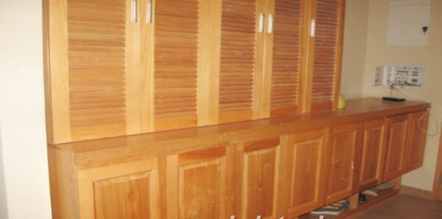 3 bedrooms Apartment in Dong Da, Ha Noi, No. 8217