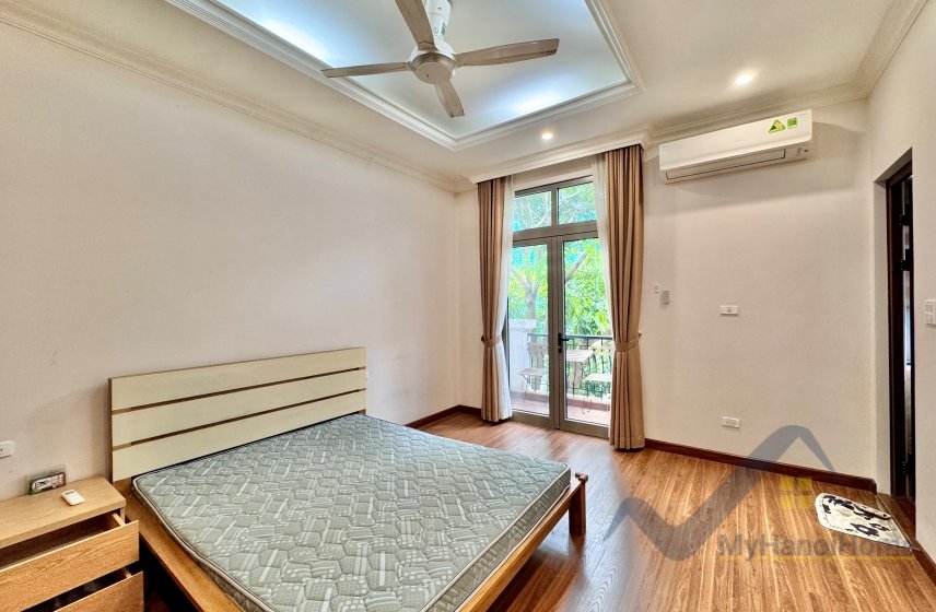 4 bedrooms Villa in Long Bien, Ha Noi, Vietnam No. 19751