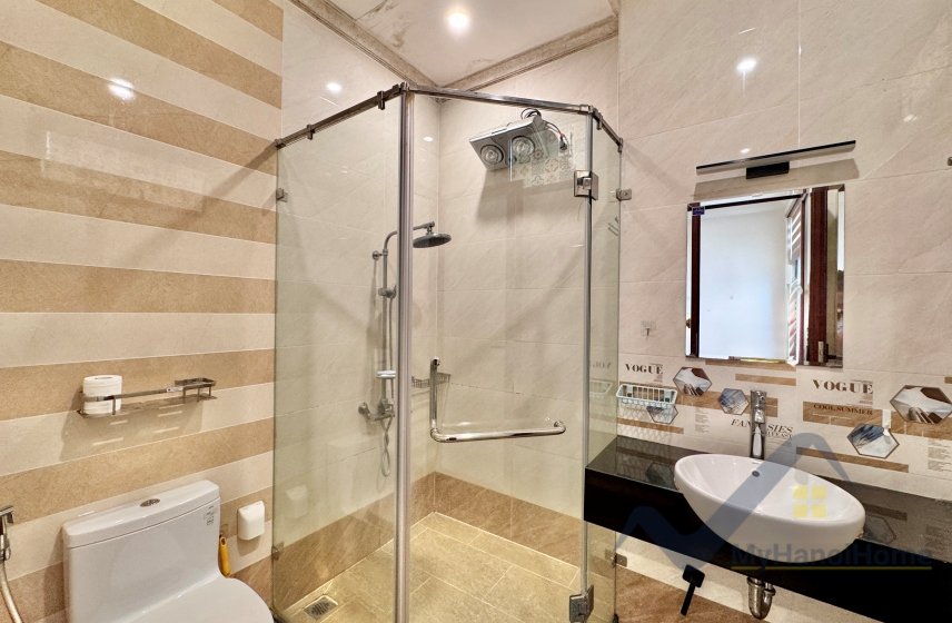 4 bedrooms Villa in Long Bien, Ha Noi, Vietnam No. 19751