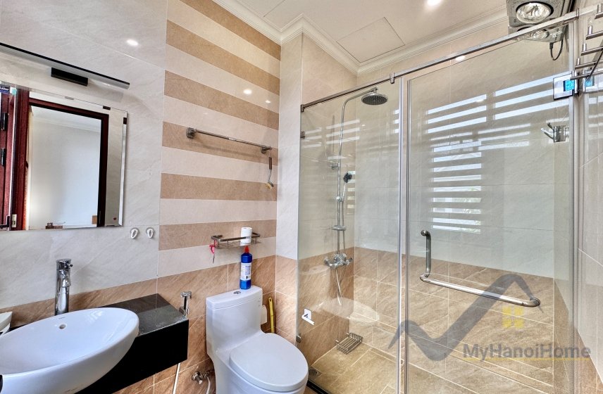 4 bedrooms Villa in Long Bien, Ha Noi, Vietnam No. 19751