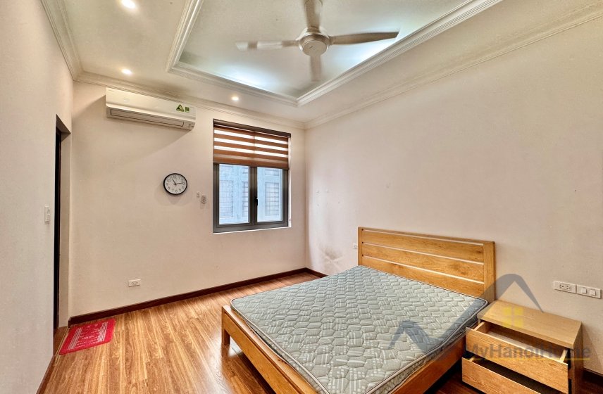 4 bedrooms Villa in Long Bien, Ha Noi, Vietnam No. 19751
