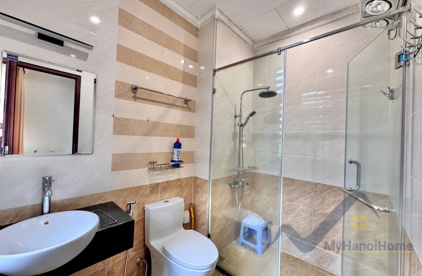 4 bedrooms Villa in Long Bien, Ha Noi, Vietnam No. 19751