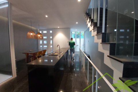 3 bedrooms Villa in Nha Trang, No. 28527 8