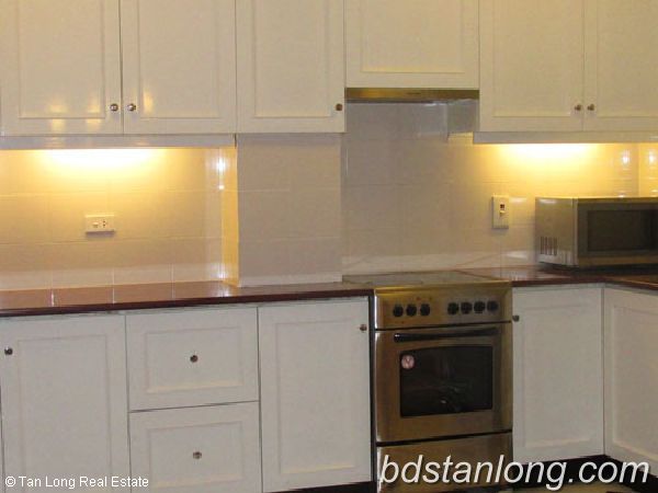3 bedrooms Apartment in Ba Dinh, Ha Noi, Vietnam No. 6980
