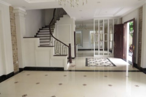 6 bedrooms Villa in Cau Giay, Ha Noi, No. 6981 2