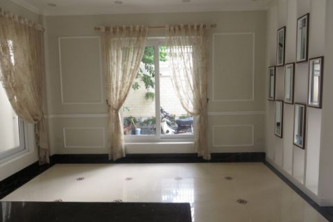 6 bedrooms Villa in Cau Giay, Ha Noi, No. 6981 4