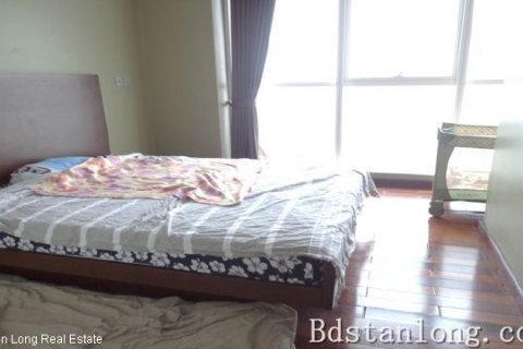 Квартира с 3 спальнями в Тэйхо, Ханой , № 8636 8