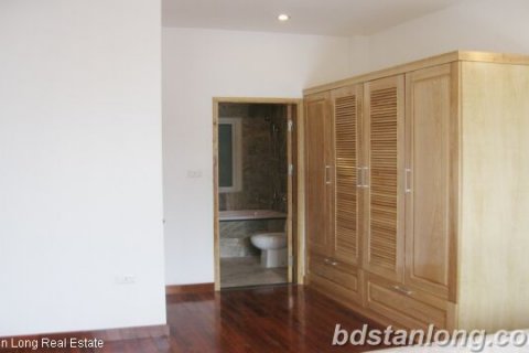 Квартира с 2 спальнями в Бадинь, Ханой ,  № 8637 8
