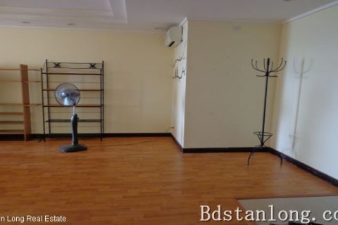 3 bedrooms Apartment in Tay Ho, Ha Noi, No. 8638 9