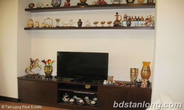 3 bedrooms Apartment in Ba Dinh, Ha Noi, Vietnam No. 8640