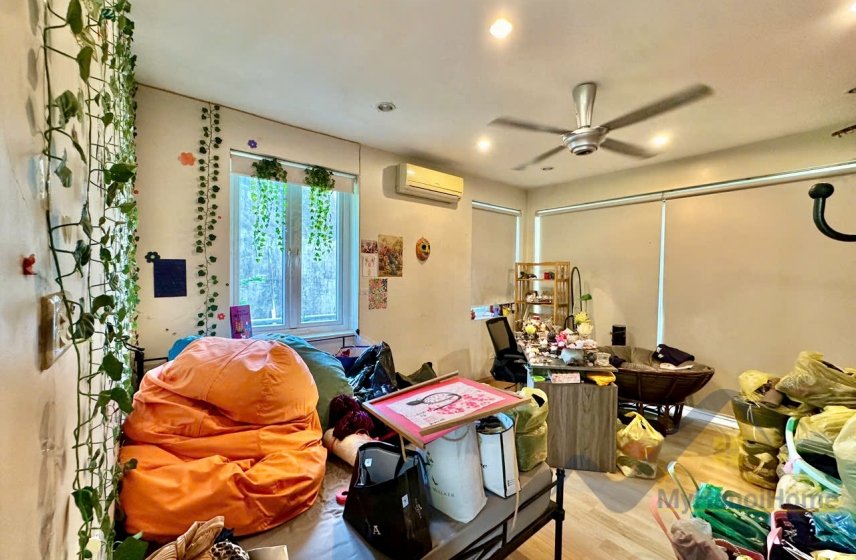4 bedrooms House in Long Bien, Ha Noi, Vietnam No. 29529