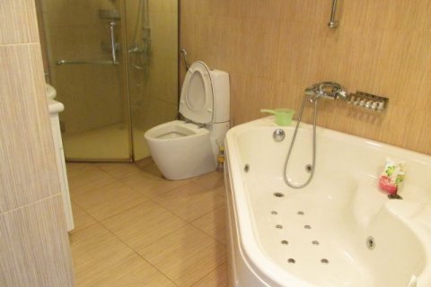 Квартира с 1 спальней в Тэйхо, Ханой ,  № 6938 10
