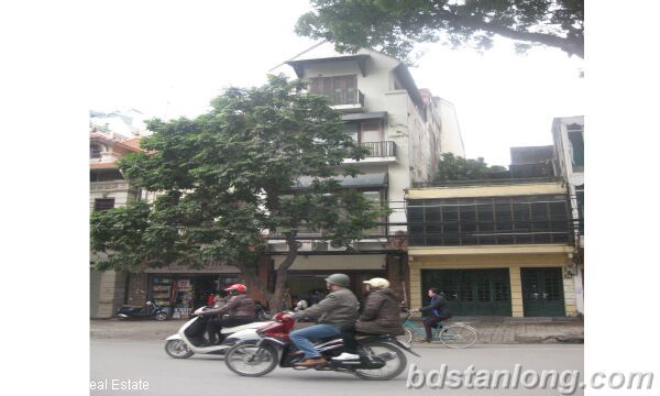 150m2 Office in Hai Ba Trung, Ha Noi, Vietnam No. 6933