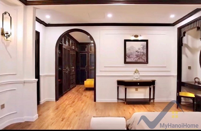 6 bedrooms Villa in Long Bien, Ha Noi, Vietnam No. 26408