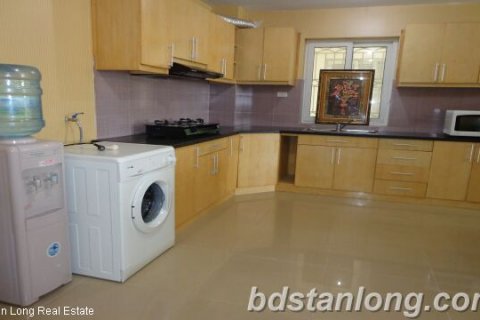 3 bedrooms Apartment in Dong Da, Ha Noi, No. 8214 4