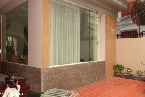 5 bedrooms House in Tay Ho, Ha Noi, No. 5292 2