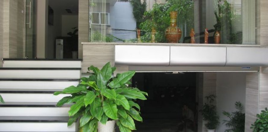 2 bedrooms Apartment in Tay Ho, Ha Noi, No. 8072