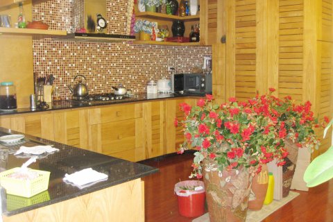 Квартира с 4 спальнями в Тэйхо, Ханой ,  № 7715 3