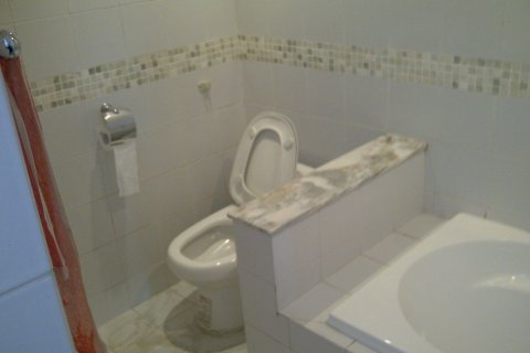 2 bedrooms Apartment in Nam Tu Liem, Ha Noi, No. 6872 6