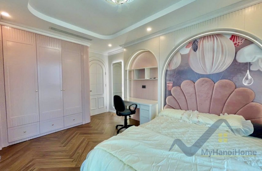4 bedrooms Apartment in Long Bien, Ha Noi, Vietnam No. 29525