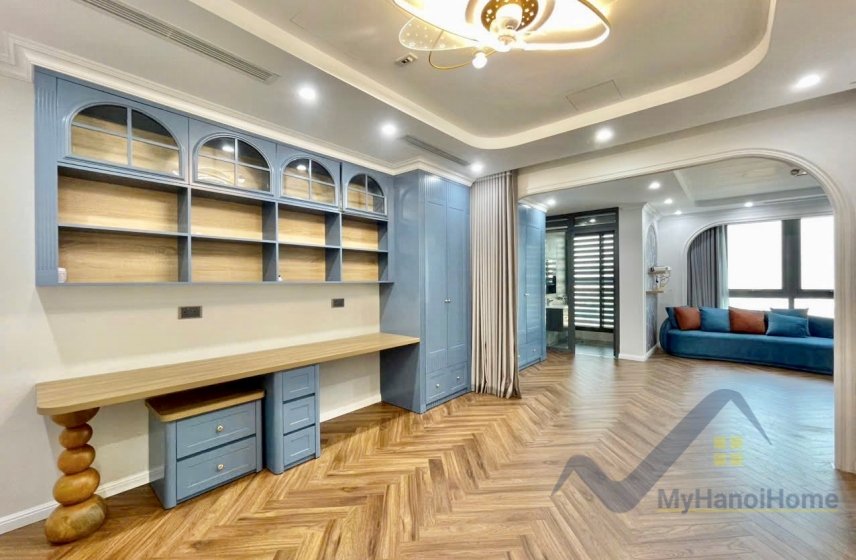 4 bedrooms Apartment in Long Bien, Ha Noi, Vietnam No. 29525