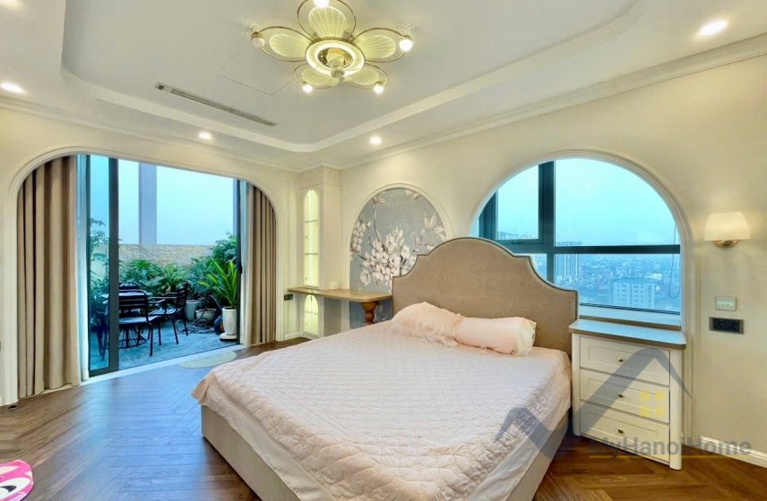 4 bedrooms Apartment in Long Bien, Ha Noi, Vietnam No. 29525