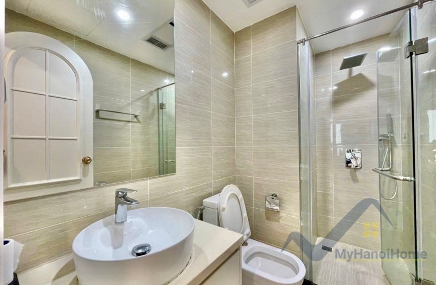4 bedrooms Apartment in Long Bien, Ha Noi, Vietnam No. 29525