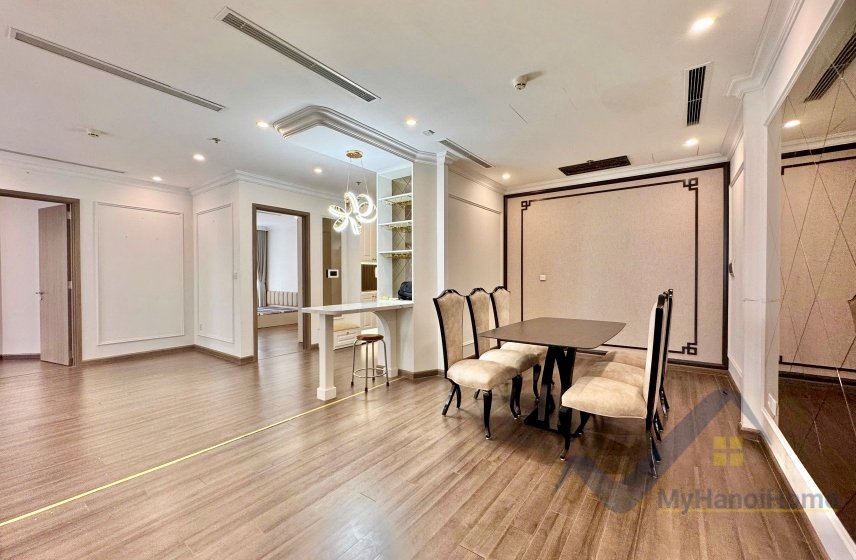 3 bedrooms Apartment in Long Bien, Ha Noi, Vietnam No. 29526