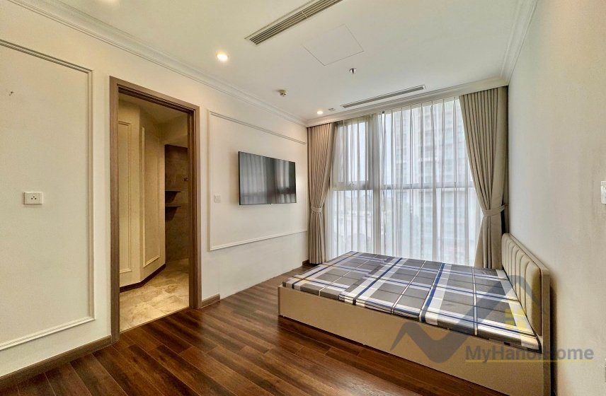 3 bedrooms Apartment in Long Bien, Ha Noi, Vietnam No. 29526