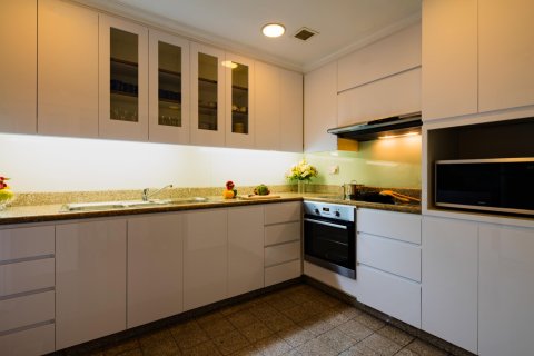 3 bedrooms Apartment in District 1, Ho Chi Minh,  No. 18520 5
