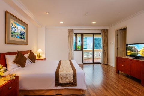 3 bedrooms Apartment in District 1, Ho Chi Minh,  No. 18520 11