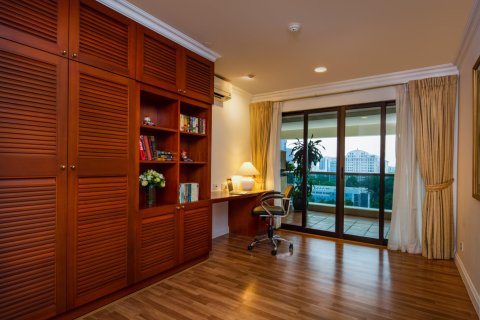 3 bedrooms Apartment in District 1, Ho Chi Minh,  No. 18520 6