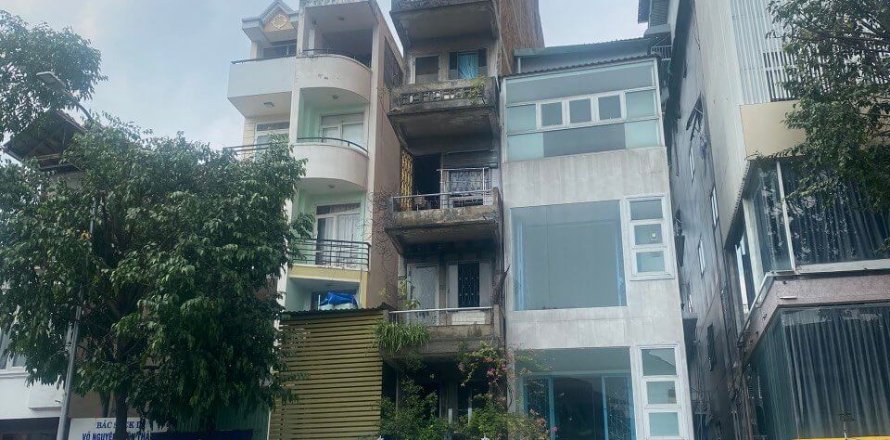 Studio Townhouse in District 3, Ho Chi Minh,  No. 17333