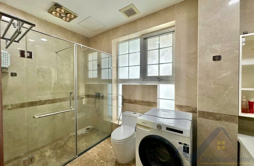 4 bedrooms Villa in Long Bien, Ha Noi, Vietnam No. 26342
