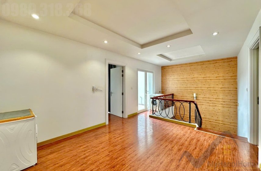 4 bedrooms Villa in Long Bien, Ha Noi, Vietnam No. 26347