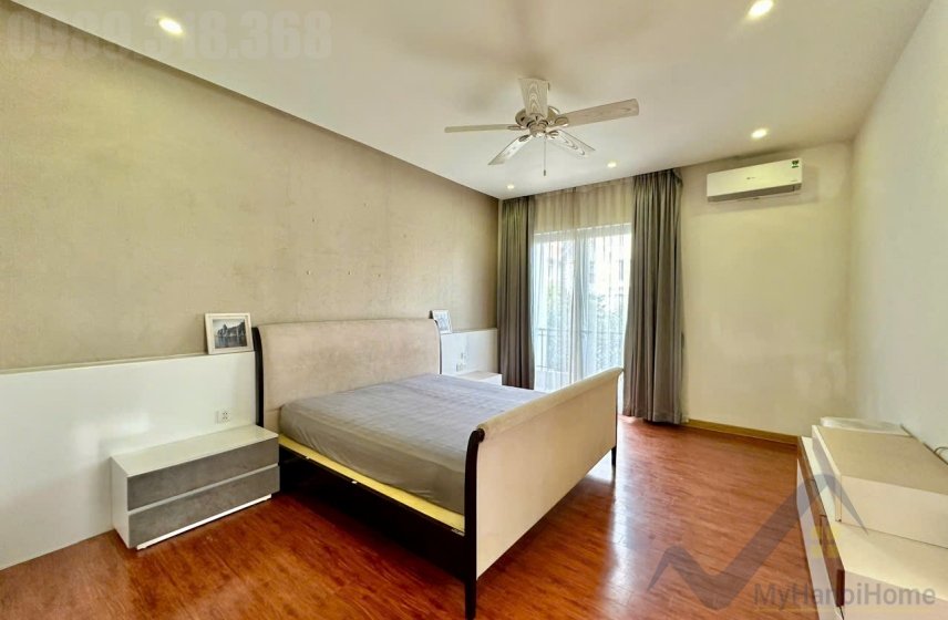 4 bedrooms Villa in Long Bien, Ha Noi, Vietnam No. 26347