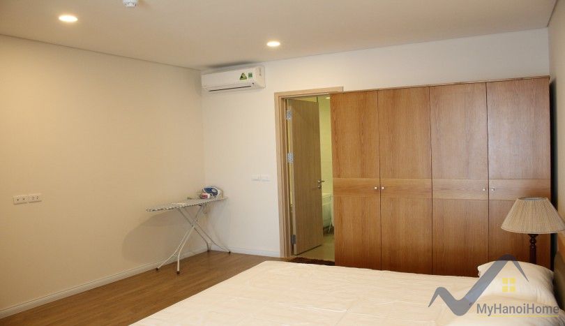 3 bedrooms Apartment in Long Bien, Ha Noi, Vietnam No. 19852