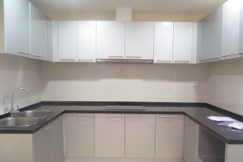 2 bedrooms Apartment in Thanh Xuan, Ha Noi, No. 5830 2