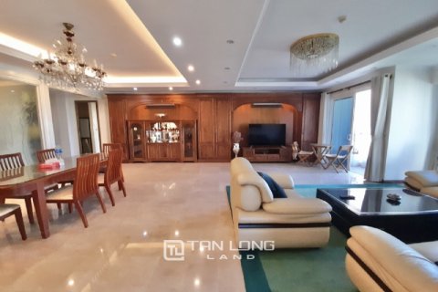 4 bedrooms Apartment in Tay Ho, Ha Noi, No. 2394