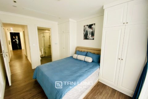 3 bedrooms Apartment in Tay Ho, Ha Noi, No. 2388 9