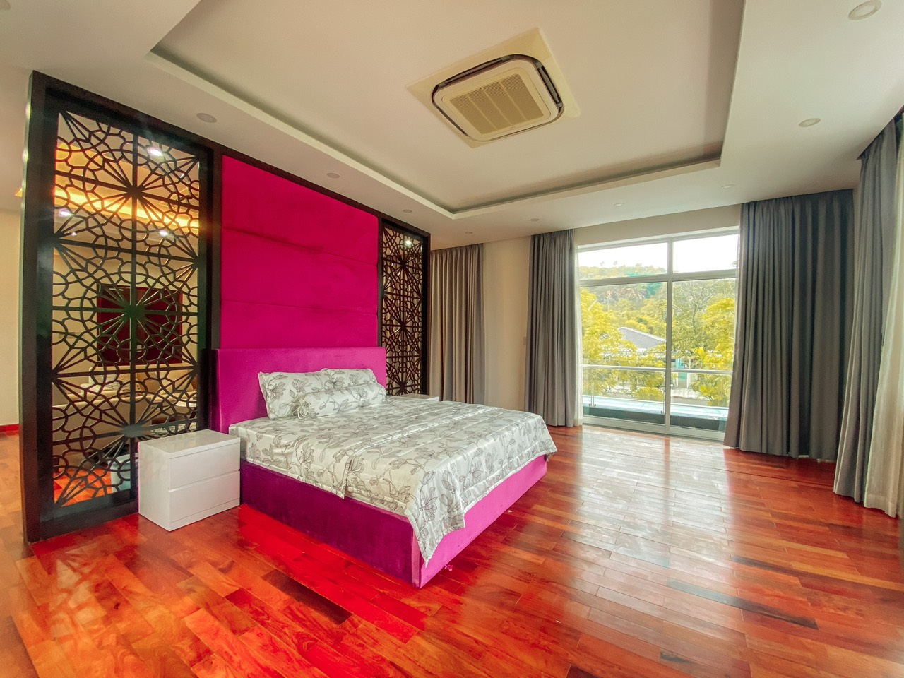 6 bedrooms Villa in Nha Trang, Vietnam No. 16035