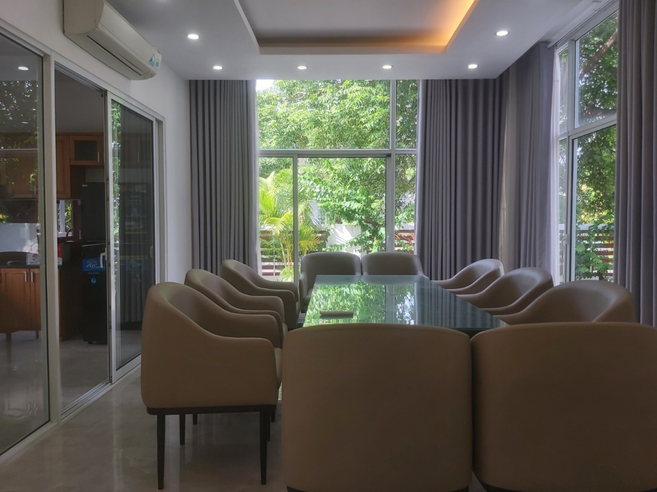 6 bedrooms Villa in Nha Trang, Vietnam No. 16035