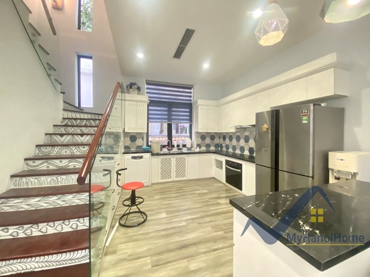 5 bedrooms Villa in Long Bien, Ha Noi, Vietnam No. 19497