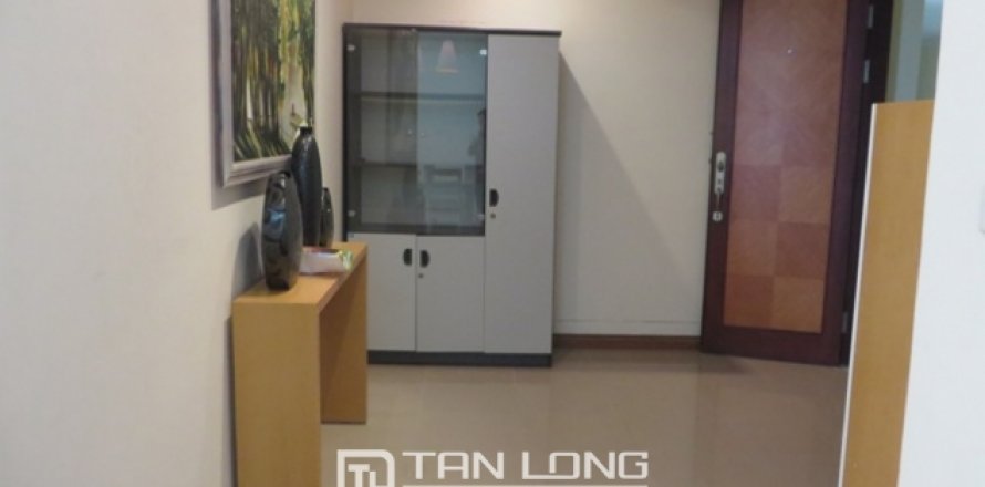 4 bedrooms Apartment in Tay Ho, Ha Noi, No. 5063