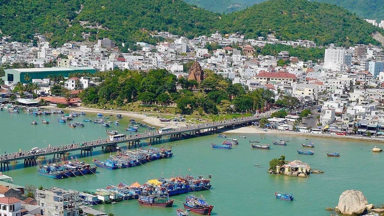 2 bedrooms Apartment in Nha Trang, Vietnam No. 16134