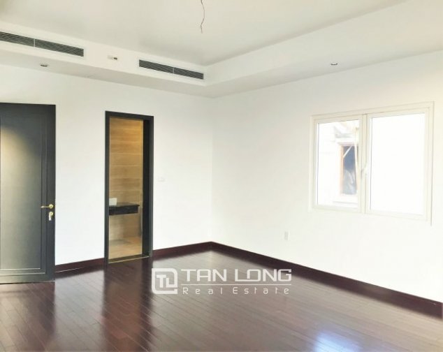 4 bedrooms Villa in Long Bien, Ha Noi, Vietnam No. 5005