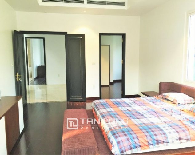 4 bedrooms Villa in Long Bien, Ha Noi, Vietnam No. 5005