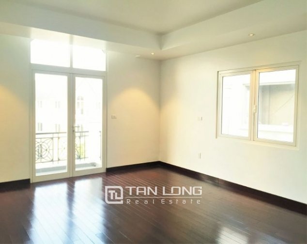 4 bedrooms Villa in Long Bien, Ha Noi, Vietnam No. 5005
