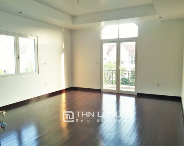4 bedrooms Villa in Long Bien, Ha Noi, Vietnam No. 5005